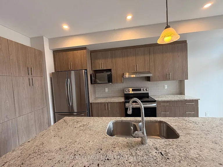 343 Grackle St N — Photo 14