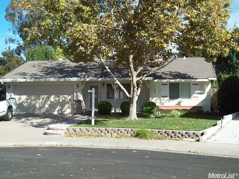 10876 Oakton Way photo 1
