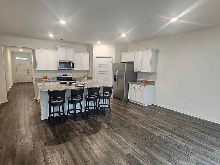 100 Alton Tucker Sr Blvd — Photo 8