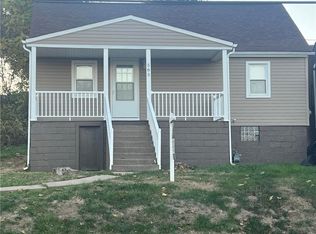 585 Maple Ave, Washington, PA 15301