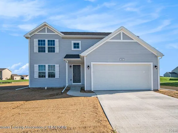 2912 Sycamore River Dr, Fowlerville, MI 48836