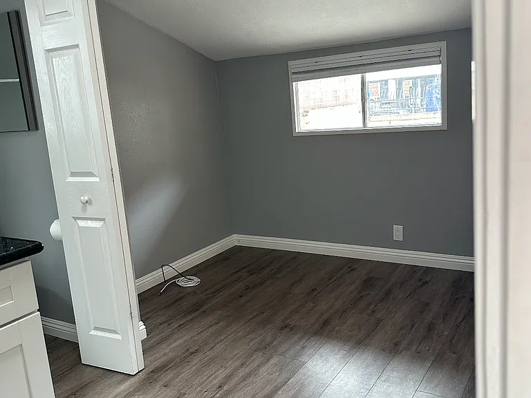 2124 Kittredge St #1 — Photo 4