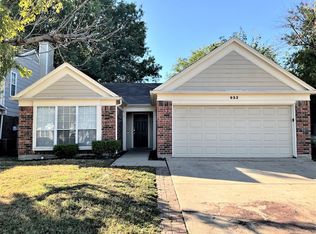 932 Danforth Pl, Arlington, TX 76017