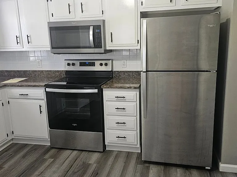 408 Troy Rd #C — Photo 1