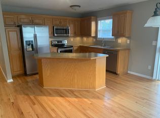 17617 W 160th Ter, Olathe, KS 66062