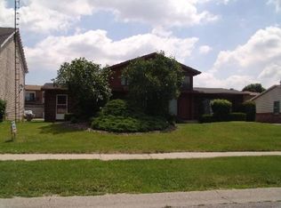 2351 Rockspring Rd, Toledo, OH 43614