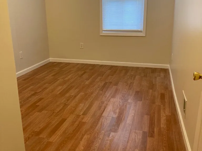 18 Grant Ave #1 — Photo 3