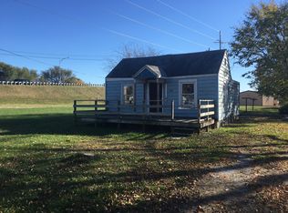 1610 W Florida St, Springfield, MO 65803