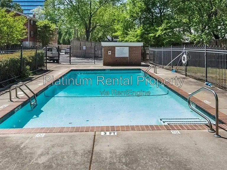 3660 Peachtree Rd NE #2C — Photo 25