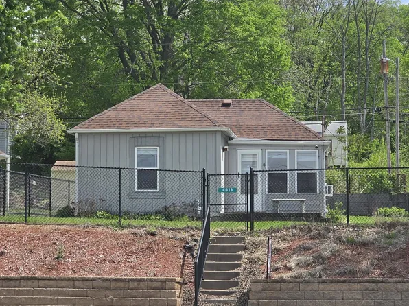 4019 11th St, Rock Island, IL 61201