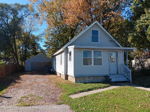 2809 N Martin Luther King Jr Blvd, Lansing, MI 48906