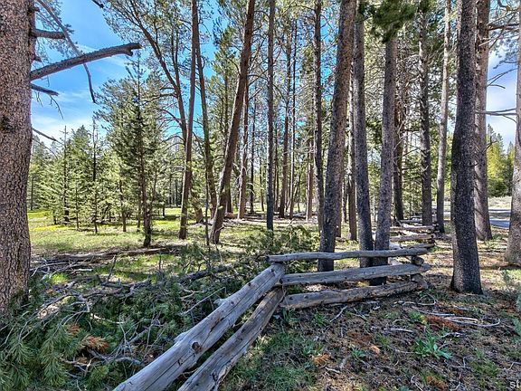 2nd image of 2 Sawmill Rd