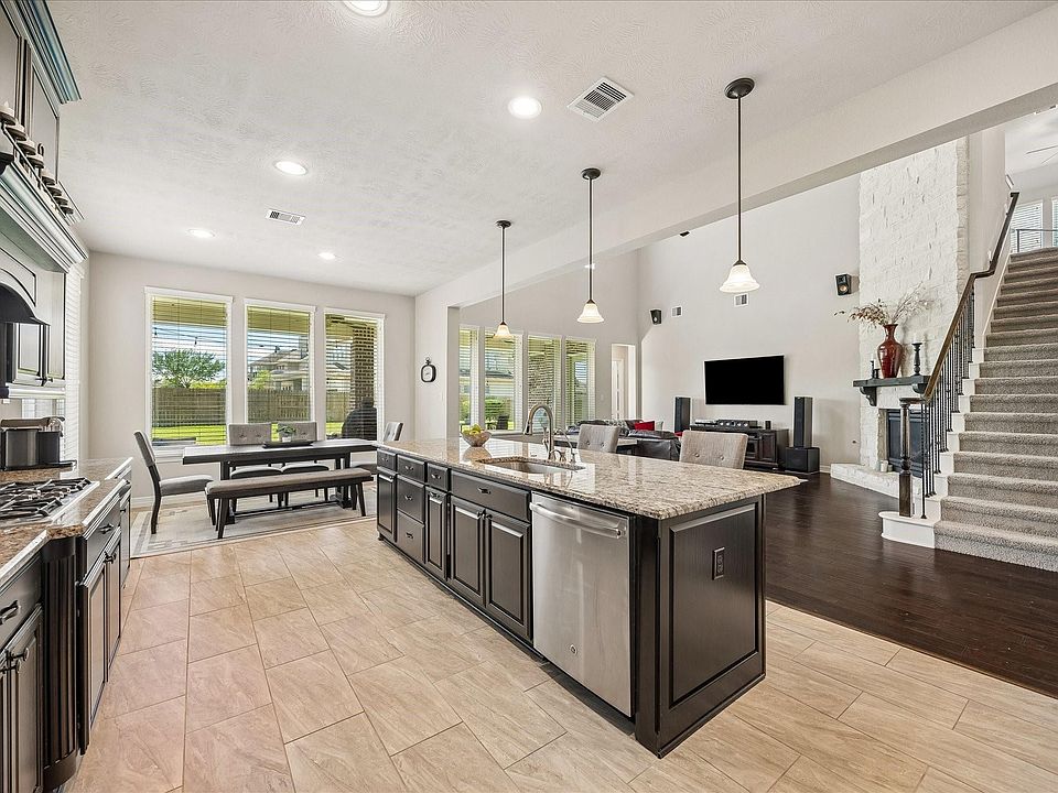 1st image of 2906 Verde Valley Dr