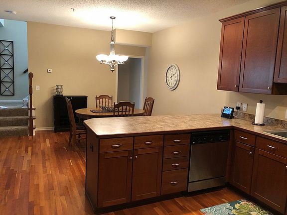 5th image of 9669 Belmont Ln