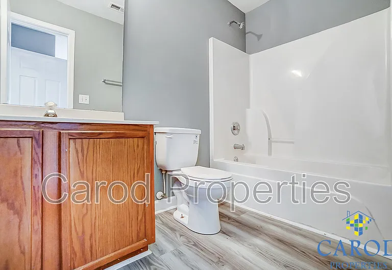 1015 Alston Hill Dr — Photo 24