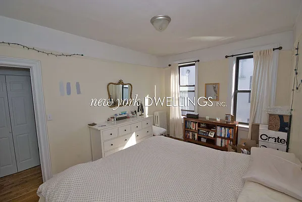 Rented by New York Dwellings LLC | media 14