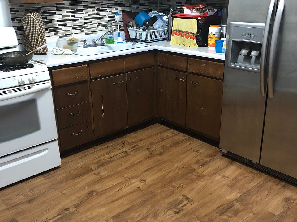 2nd image of 2111 Winters Dr