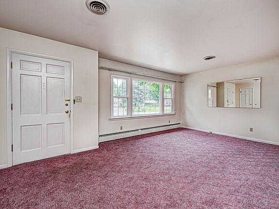 2nd image of 715 Chapel Hill West Dr
