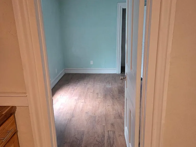 524 N Walnut St #2 — Photo 6