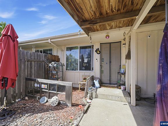5th image of 5104-5108 E St