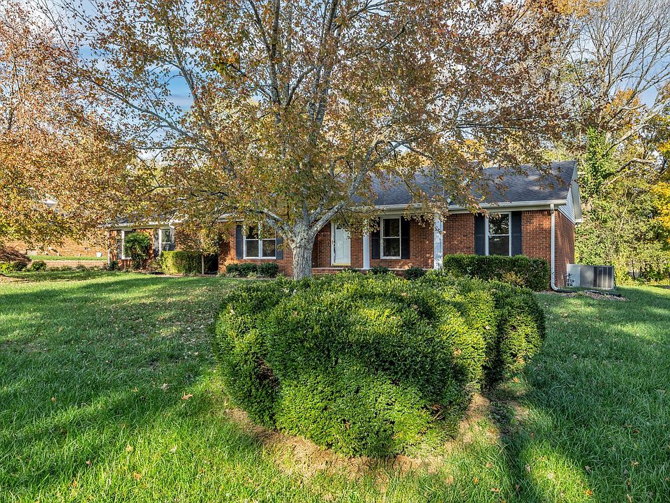1st image of 230 Crossbow Ct