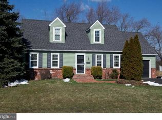 106 Village Green Ln, Dublin, PA