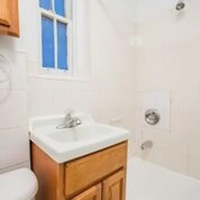 Rented by Aimee Grodanz, LREB | media 20