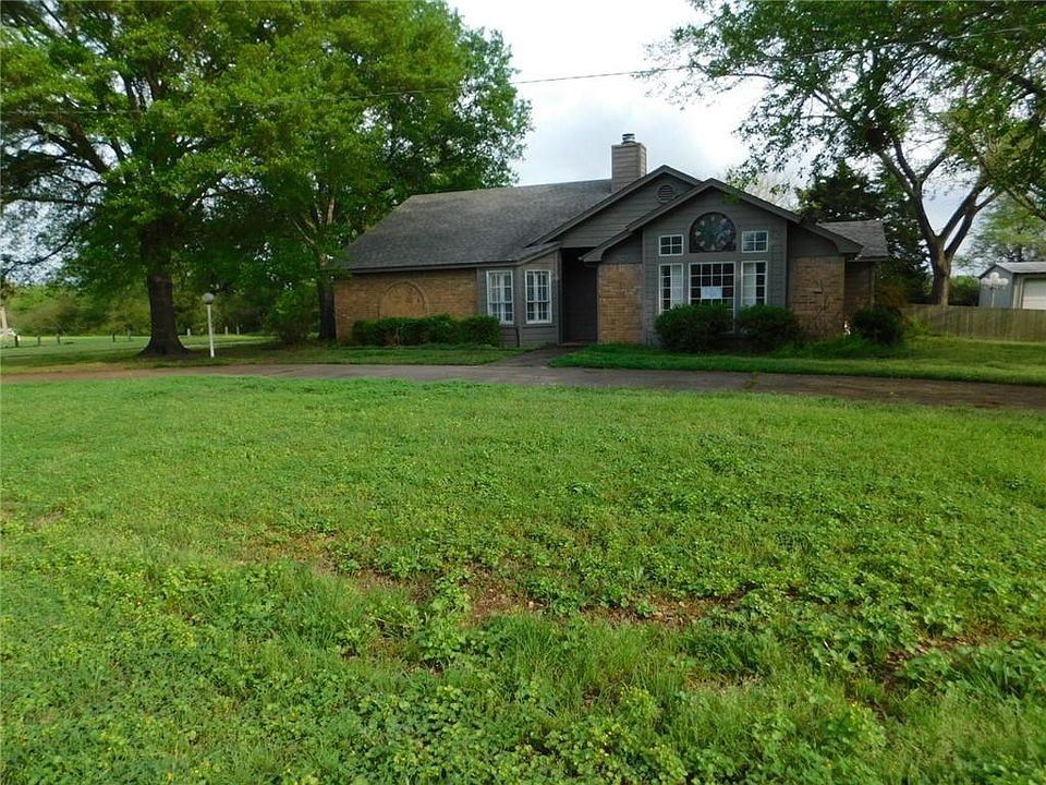 1st image of 504 Briarwood Ln