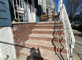 176 2nd St, Newark, NJ 07107