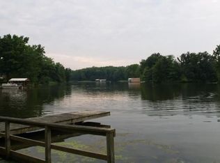 30857 E Lake Dr, Girard, IL 62640