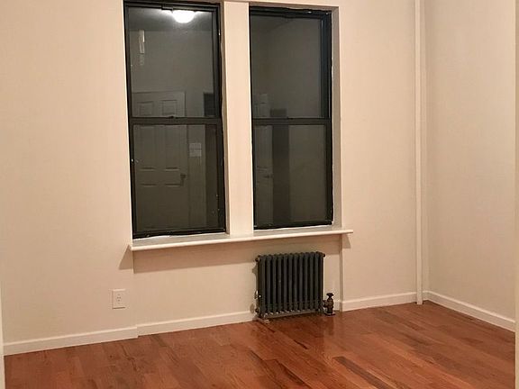 5th image of 515 W 111th St APT 5C