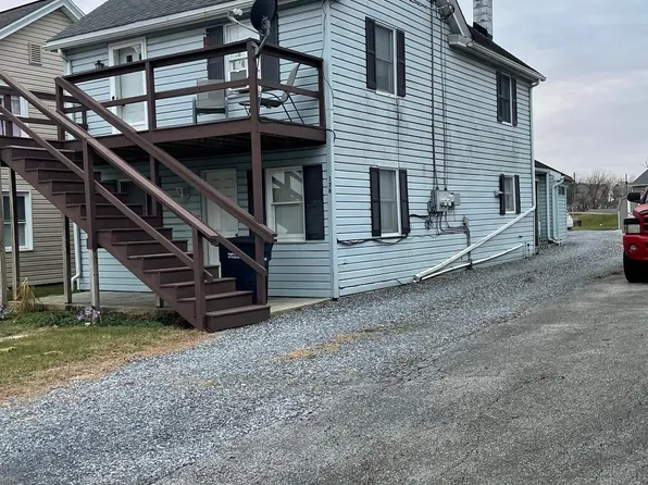 176 Maple St, Gordonville, PA 17529