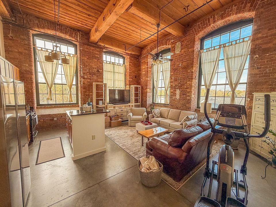 1st image of 400 Mills Ave Unit 328
