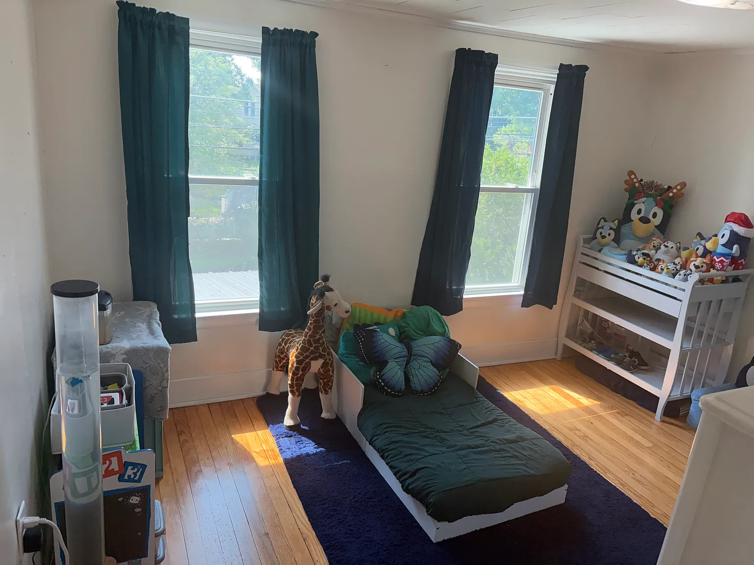 3 bed, 1200 sqft, $1,150 — Photo 4
