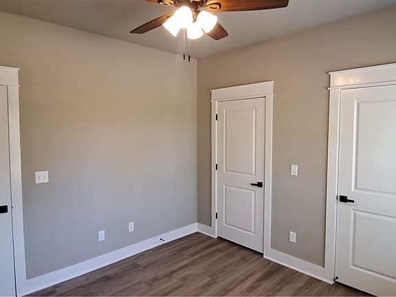 4th image of 23 Osborne Ln