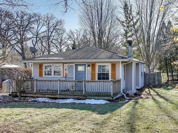 116 Woody Way, Lake In The Hills, IL 60156