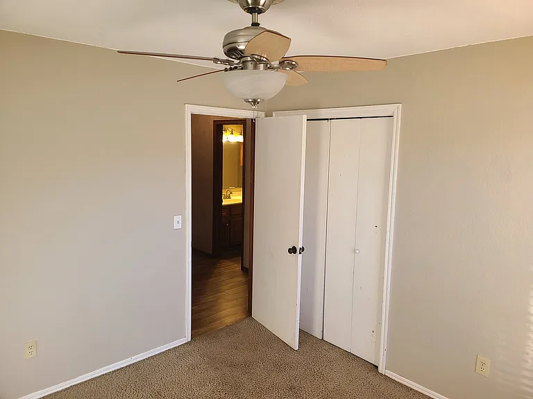 2821 Pheasant Run — Photo 13