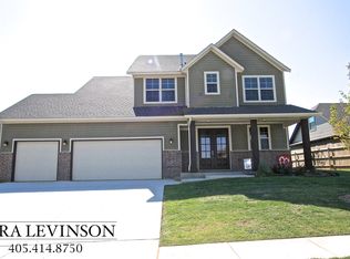 10609 Middlesbrough Ln, Yukon, OK 73099