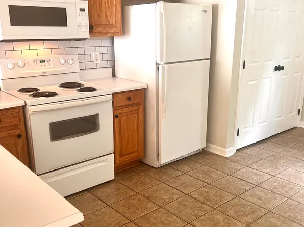 (undisclosed Address), Auburn, AL 36832