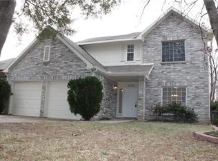 10129 Long Rifle Dr, Fort Worth, TX 76108