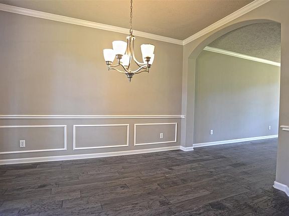 4th image of 1300 Willow Branch Dr