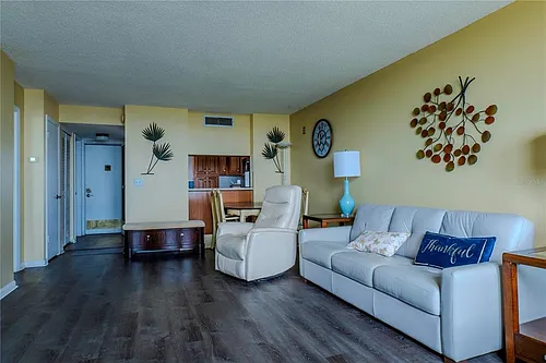 2620 Cove Cay Dr #802 Photo 1