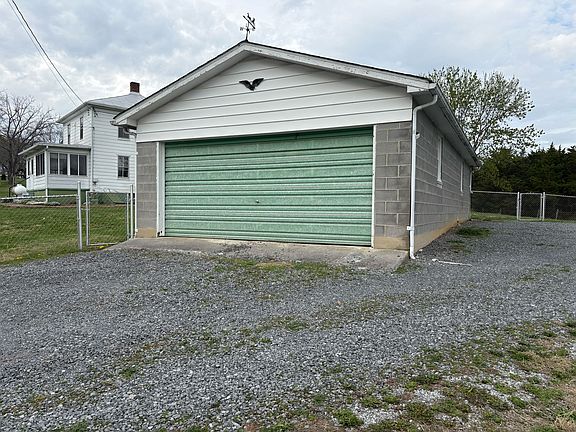 2 car garage