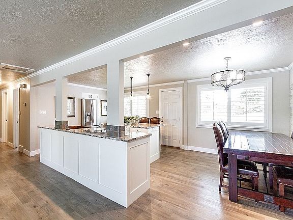2nd image of 2636 E Gregson Ave