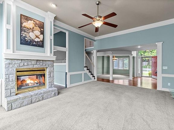 3rd image of 5820 Robinson Ln