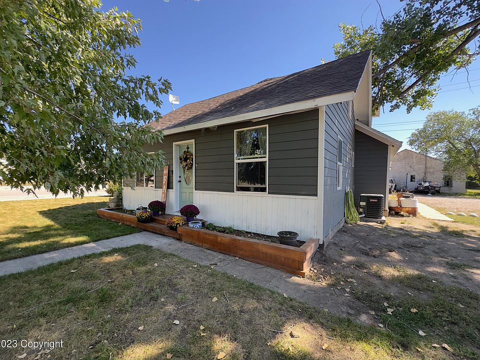 524 Willow St, Upton, WY 82730 MLS 231168 Zillow