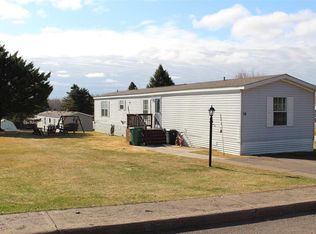 16 Barker Dr, Duluth, MN 55808