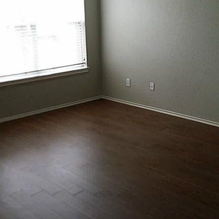 4th image of 46 Wineberry Pl