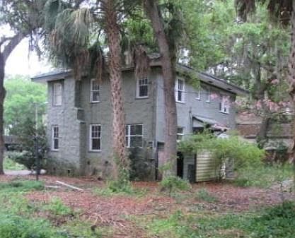 2nd image of 220 N Scott Ave