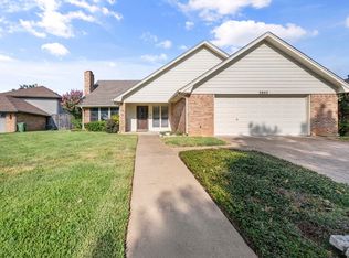 3802 Ivywood Ct, Arlington, TX 76016